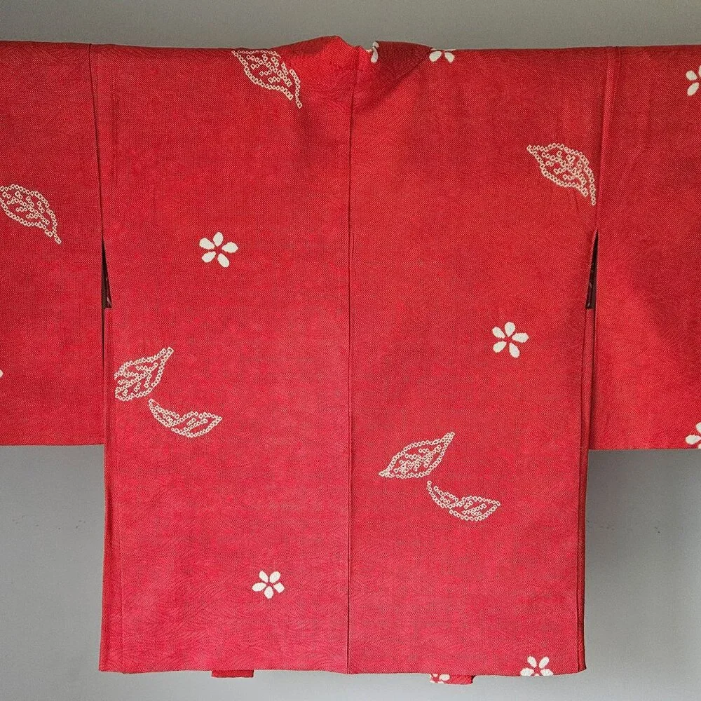 Vintage Red Silk Kimono Jacket: Jacquard Shibori Haori H1526 - Picture 7 of 11